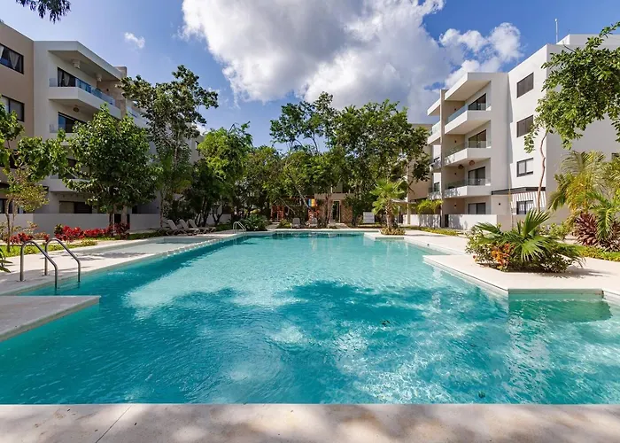 New Jaguar 12min To Caribe,pools,playground *