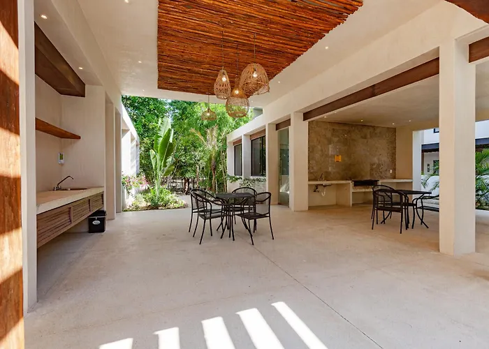 Casa de férias New Jaguar 12min To Caribe,pools,playground