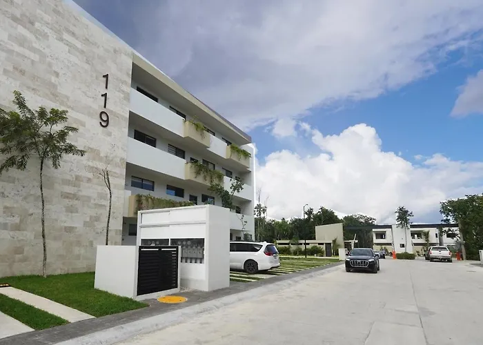 Casa de férias New Jaguar 12min To Caribe,pools,playground *